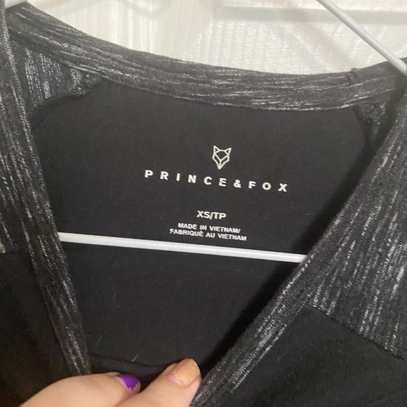 Prince & Fox Tee - Picture 3 of 4